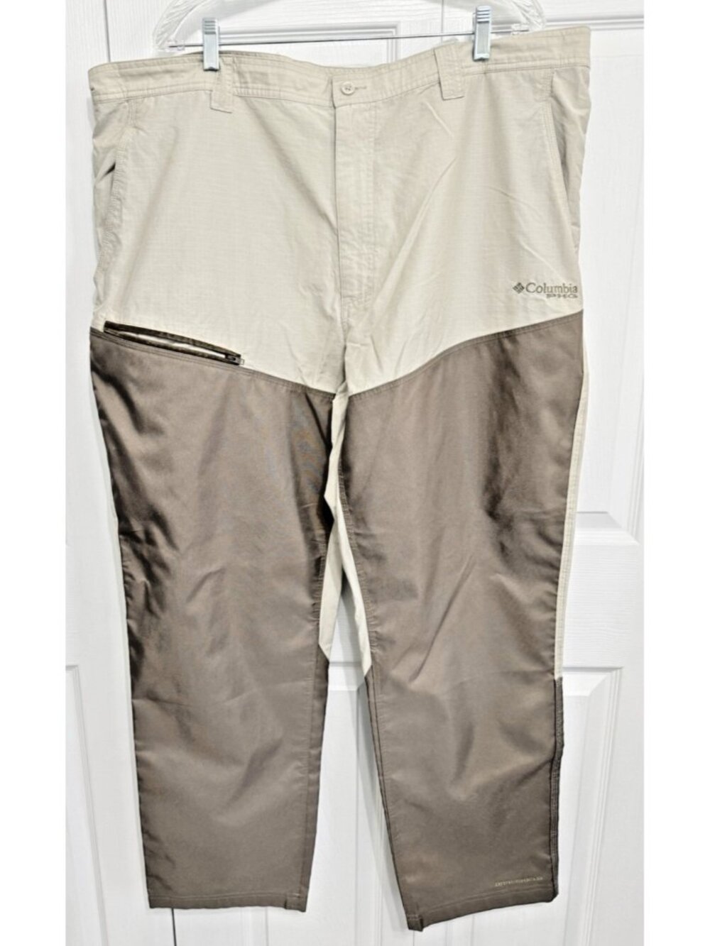 Columbia Hunting Hiking Rip Stop Bursh Guard Pants Size 44x32 READ Color Desc